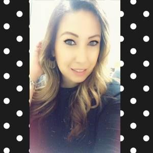 Meet your Posher, Claudia